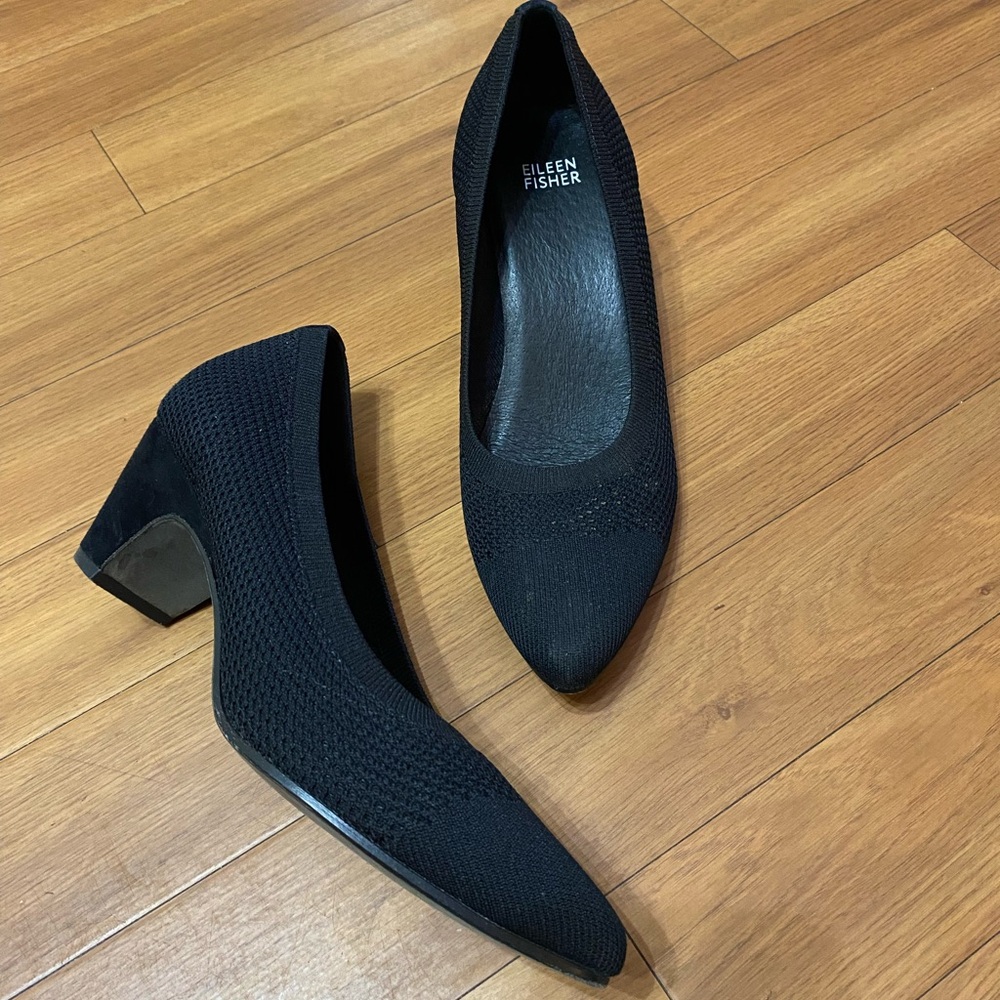 Eileen Fisher Black Heels Sleek Minimalist Design size 8.5